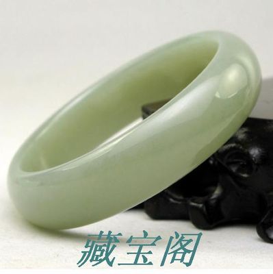 批发采购玉器工艺品指南 聚焦藏宝阁和田玉青白玉手镯